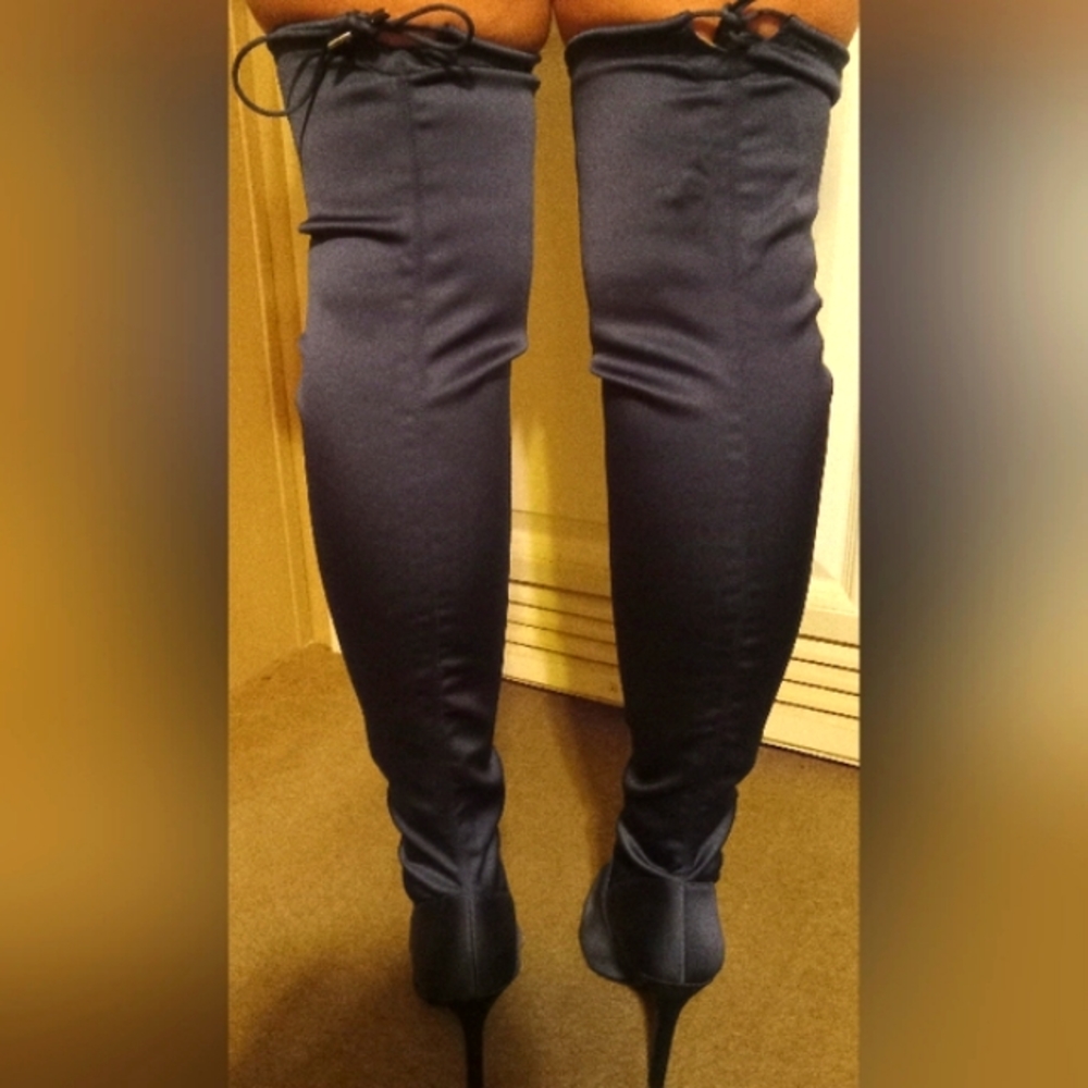 Size 6 1/2 Jessica Simpson over the knee boots - Picture 4 of 4